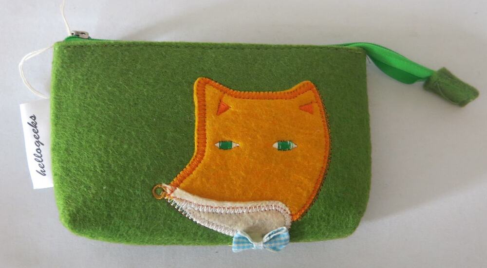 HELLOGEEKS *NWT* Felt Fox Pouch Coin Purse Wallet Zipper Make Up Bag Green
